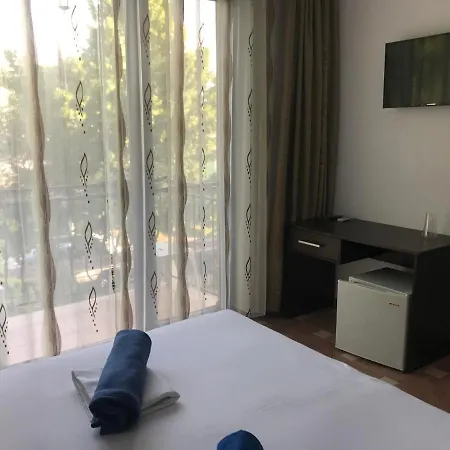 בית אירוח Vila Mon Caprice