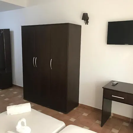 Vila Mon Caprice * אפורי סוד