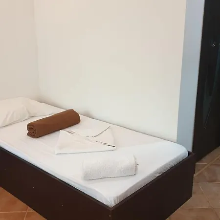 Vila Mon Caprice Homestay *