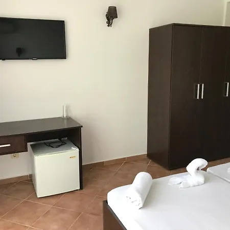 Vila Mon Caprice Homestay *